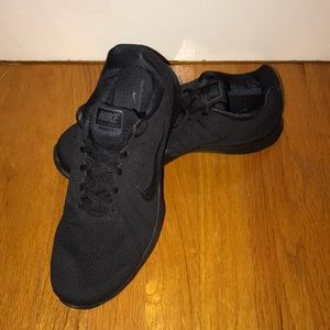 LIKE NEW Nike Training In Season TR 6, Women’s 9.5